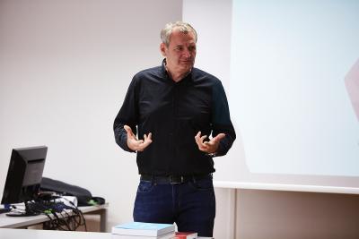 Tomislav_Knezovic_na_Studiju_dizajna_10